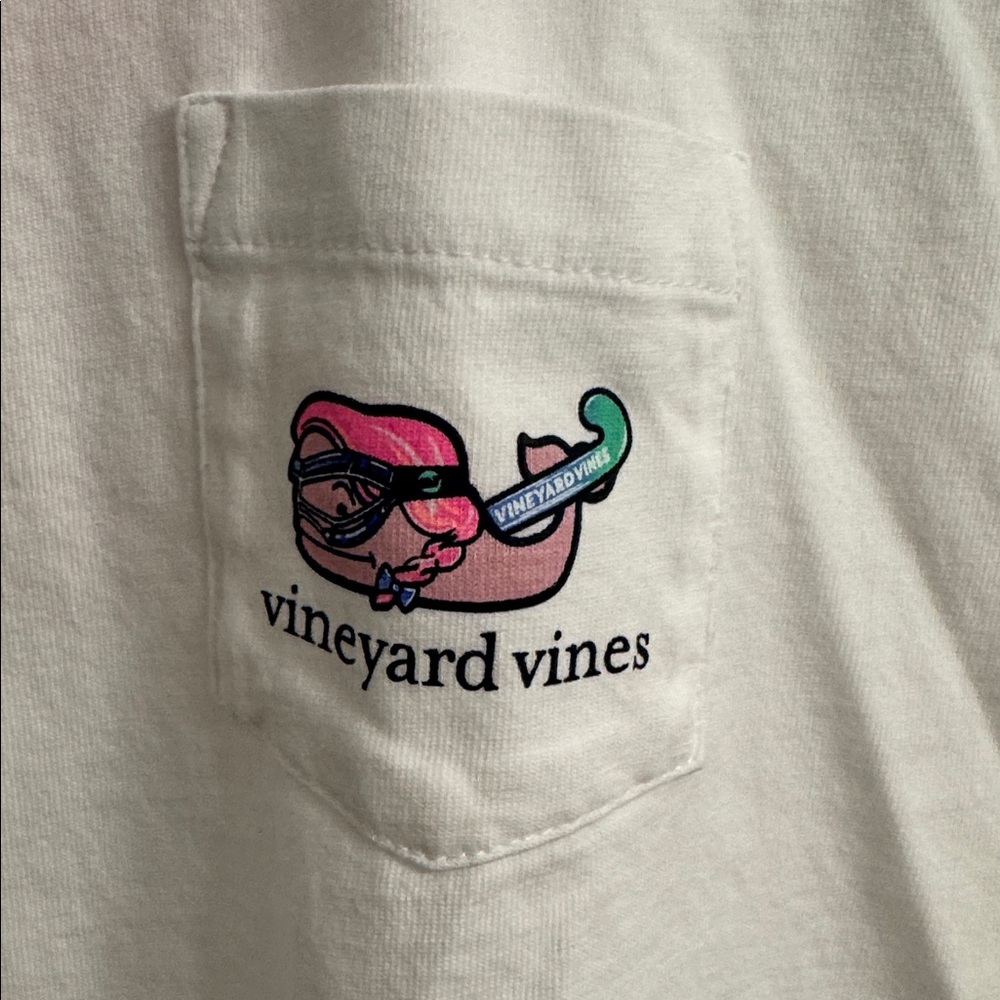 Vineyard Vines Field Hockey Whale T-Shirt White Women's Small - Girls XL 16 - Picture 3 of 7